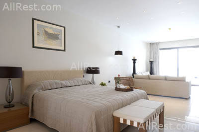 The Ixian Grand Hotel 13